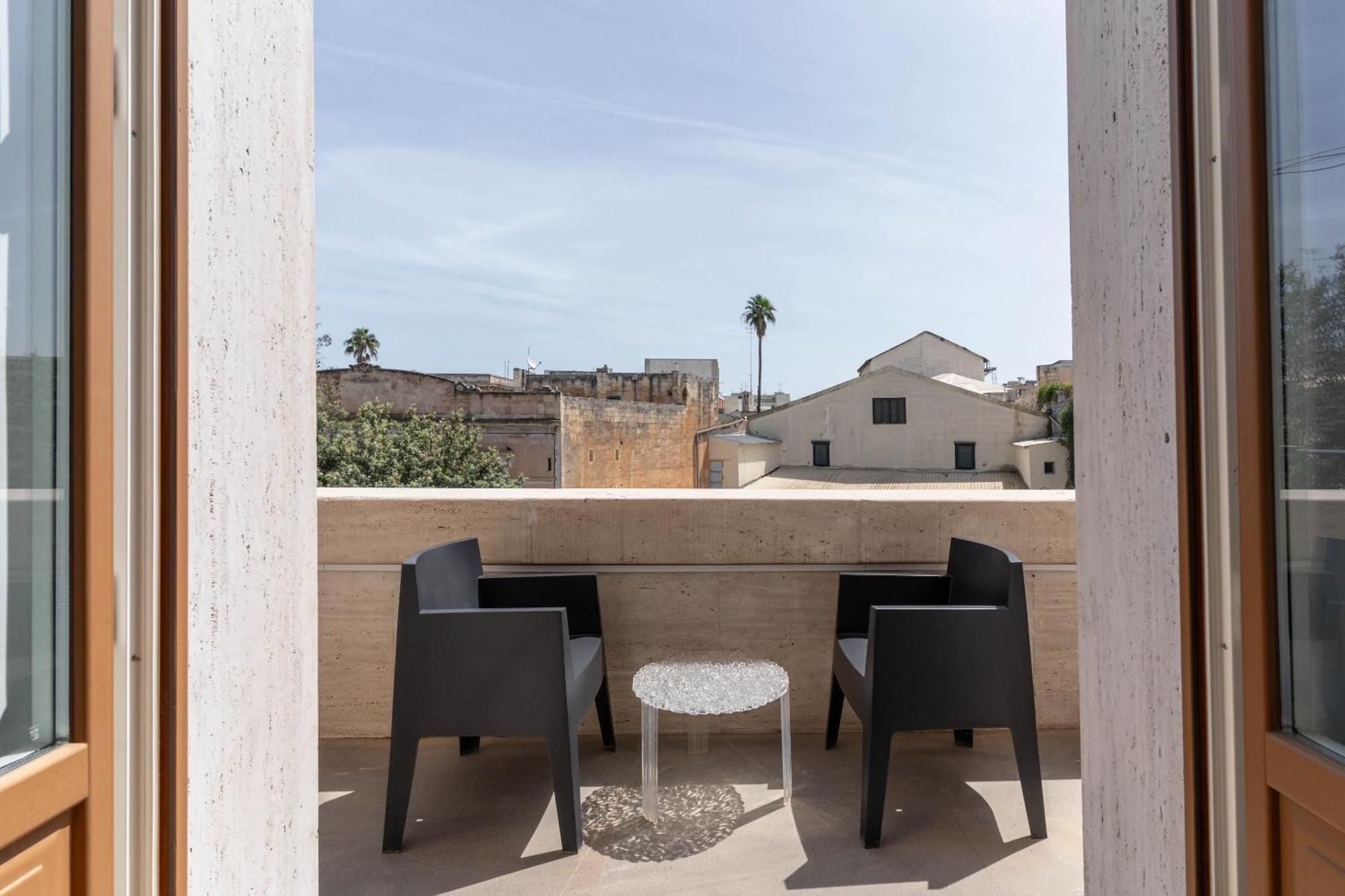 Limehome Lecce Palazzo Bn ภายนอก รูปภาพ