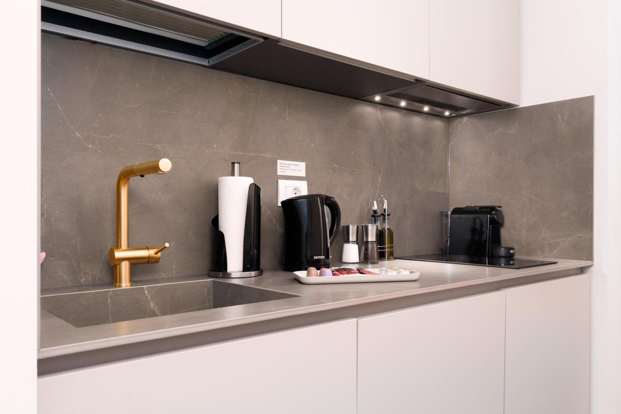 Limehome Lecce Palazzo Bn ห้อง รูปภาพ