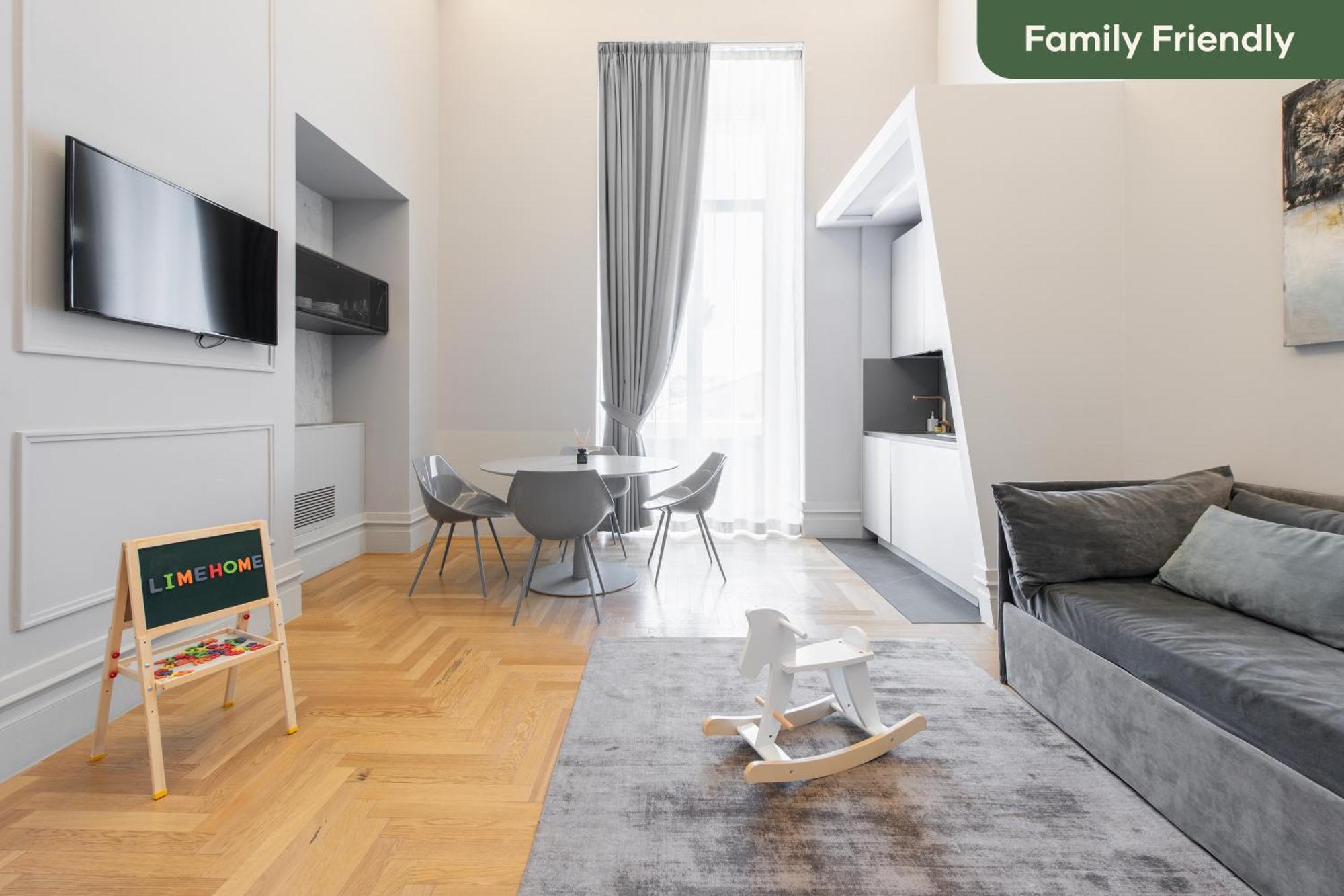 Limehome Lecce Palazzo Bn ภายนอก รูปภาพ