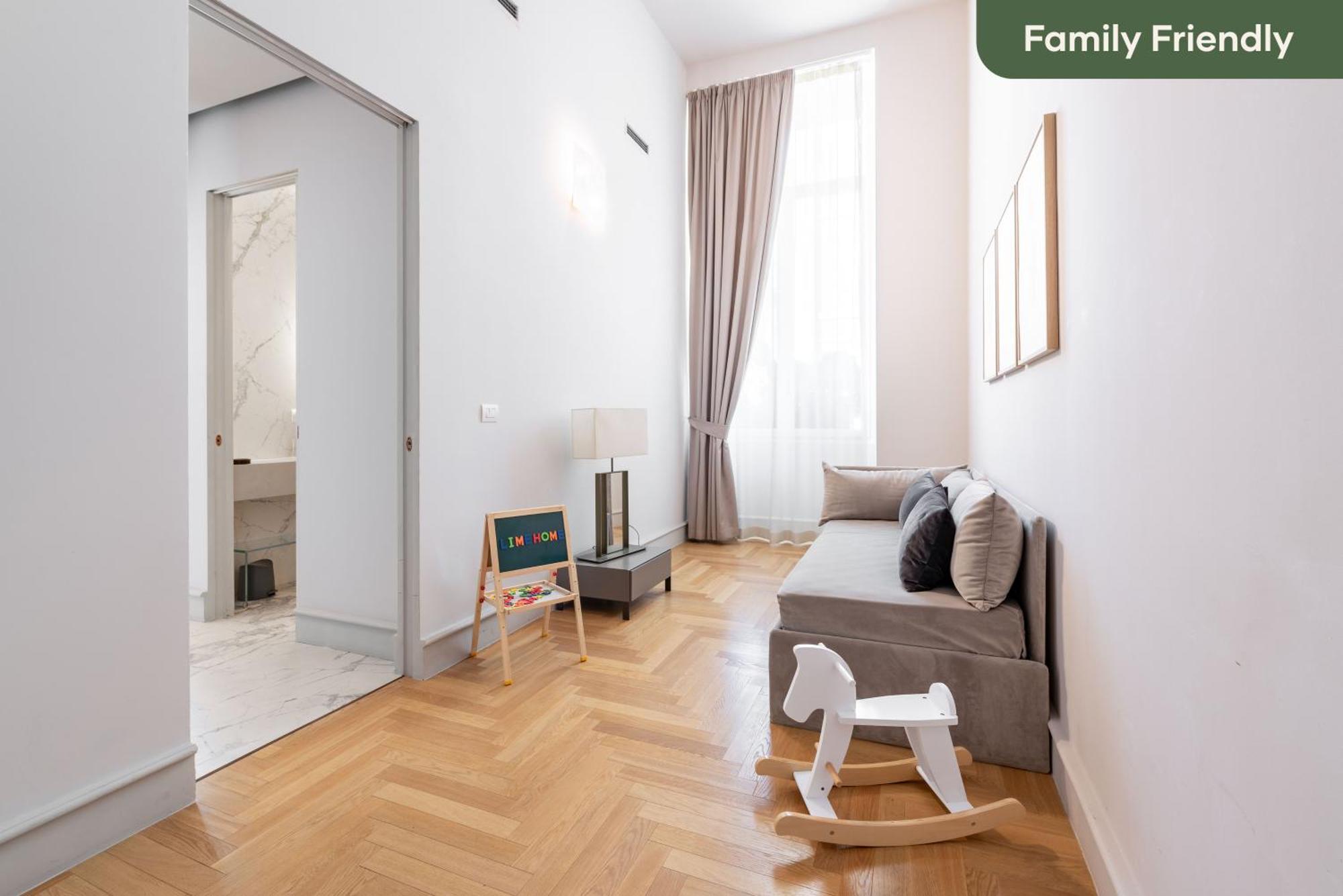 Limehome Lecce Palazzo Bn ภายนอก รูปภาพ